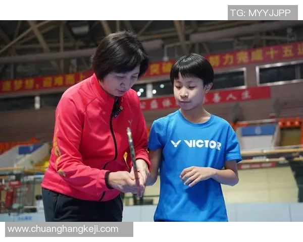 广州羽毛球队的成长历程与全国锦标赛的辉煌成就全景回顾 广州羽毛球队的成长历程与全国锦标赛的辉煌成就全景回顾