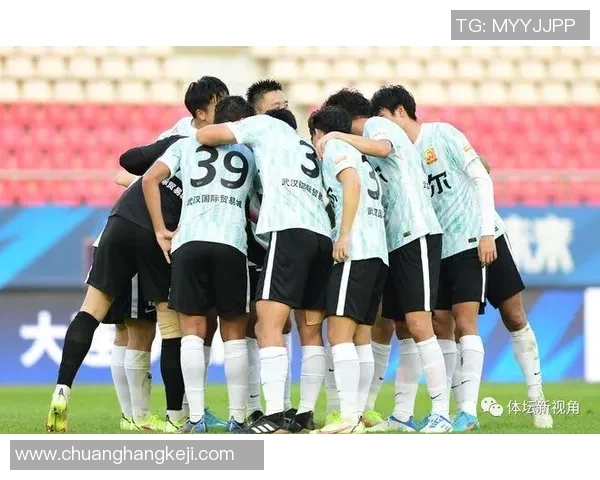 武汉排球队强势领跑排球状态排行榜展现卓越实力与团队精神 武汉排球队强势领跑排球状态排行榜展现卓越实力与团队精神